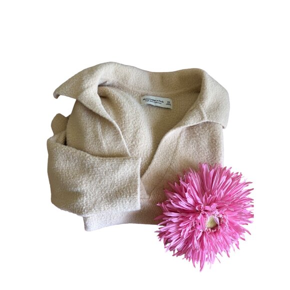 Abercrombie & Fitch Soft A&F Collection Semi Cropped XS Beige Collared Sweater - Picture 12 of 15